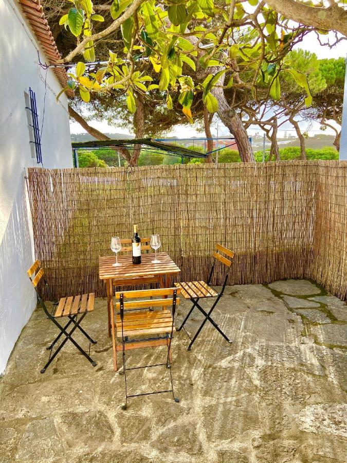 Pine & Apple Sintra Beach House Colares Esterno foto